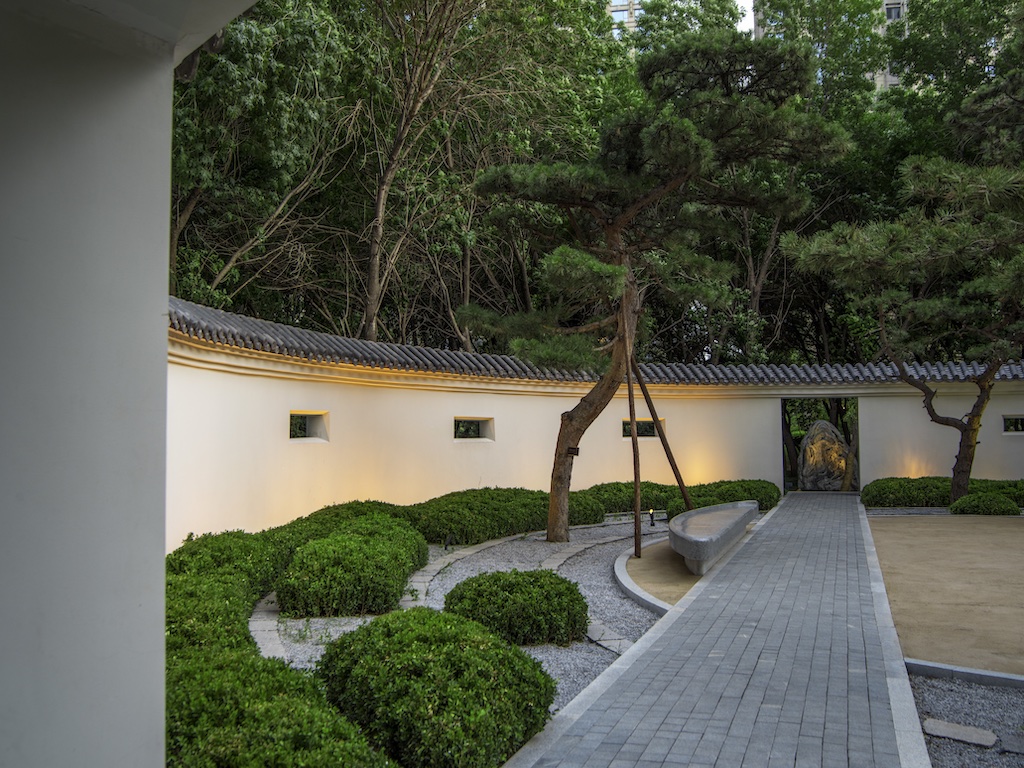 The winter garden is a small multifunction space used for parties, events or tea ceremonies. 